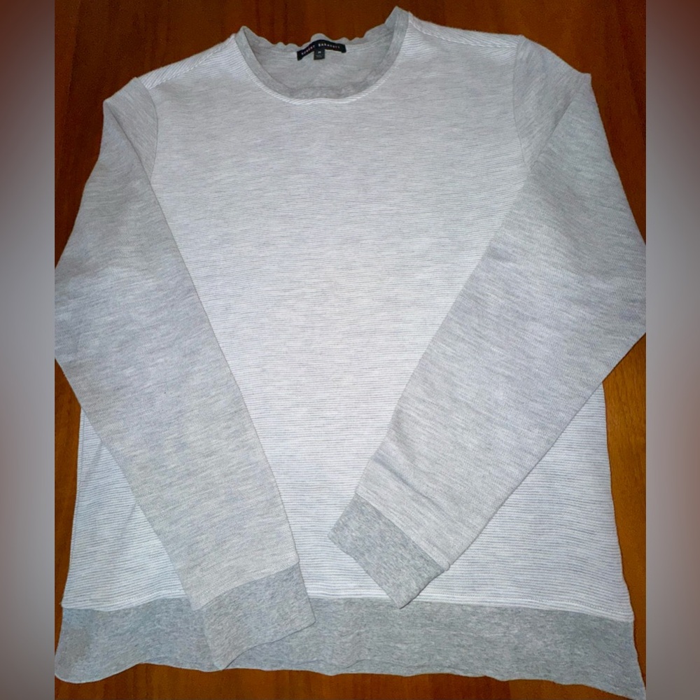 Robert Barakett Light Gray Contrast Crewneck Sweater, NWOT Size M